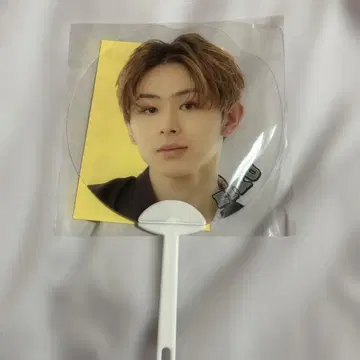 ONE N' ONLY 원엔 에이쿠 부채