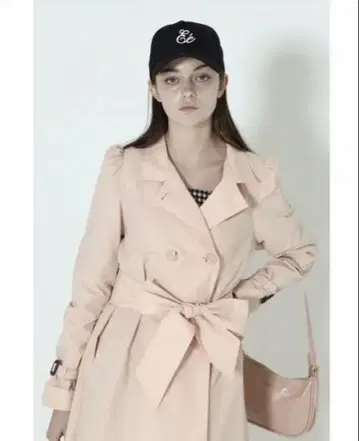 핑크 트렌치코트 허리 리본 포함