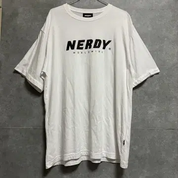 NERDY 널디 프론트 로고 빅 로고 반팔 티셔츠 M 사이즈