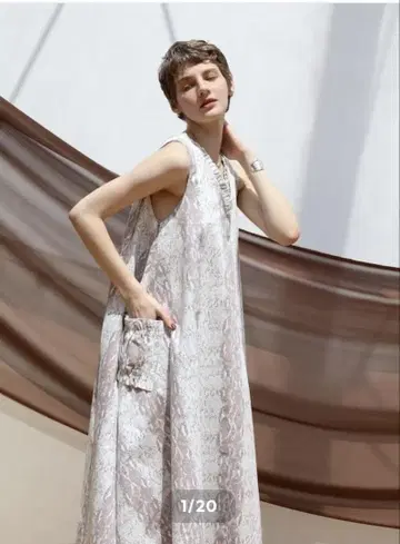 카라비카트린토쿄 2웨이 프릴 텐트 원피스