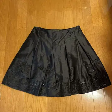 tevrow+chase 블랙 플레어 스커트 사이즈 2