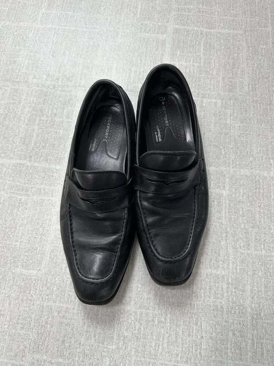 250: Rockport Men's Loafers