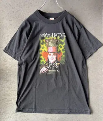 Alice in Wonderland The Mad Hatter 티셔츠