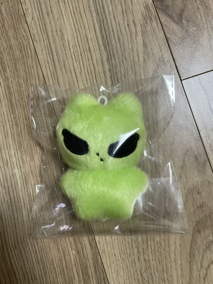 Wakmyang's Aespa Karina doll (sealed)
