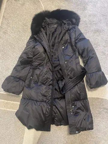 EPOCA 블랙 다운 자켓