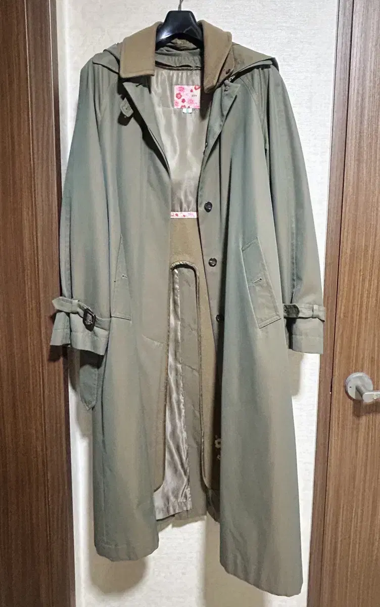 Givy Hooded Long Coat