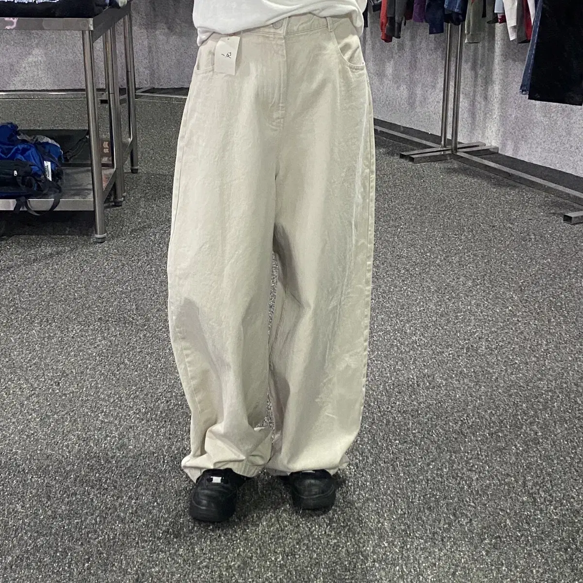 Divein Cotton Beige Wide Pants B1443