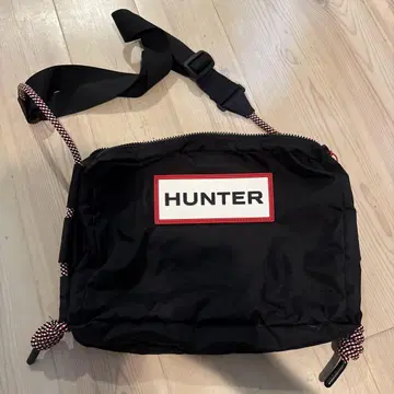 Hunter 숄더백