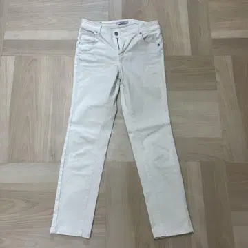 썸씽 화이트 데님
