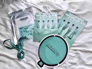 SHINee WORLD VII ESSAY 서울 콘서트 그로파 세트