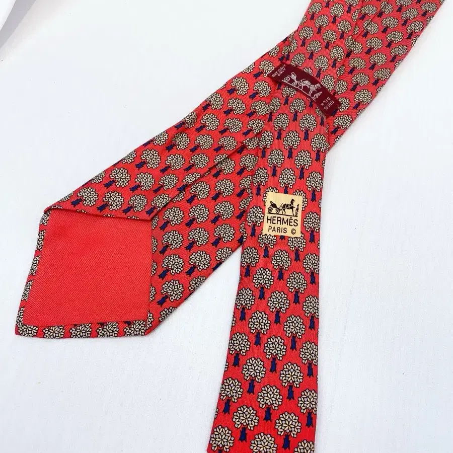 에르메스.레드트리 넥타이