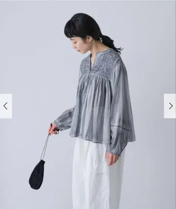카구레 택 포함 새상품 피그먼트 다이 핀턱 블라우스 어반 리서치 도어스