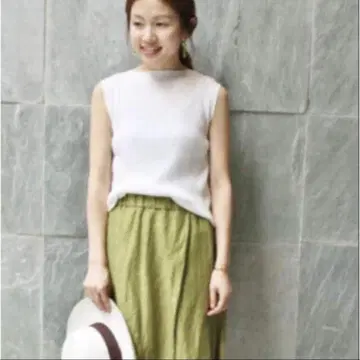 이에나 리브 슬리브리스 니트