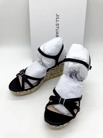 새상품 질스튜어트 리본 샌들 블랙 24.5cm