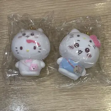 치이카와 산리오 콜라보 플로키 참 키티