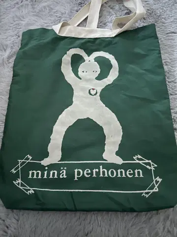 미나 페르호넨 mina perhonen 토트백