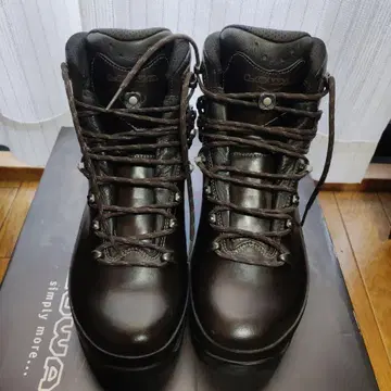 LOWA 로버 타호 프로 2 UK8.5 미사용