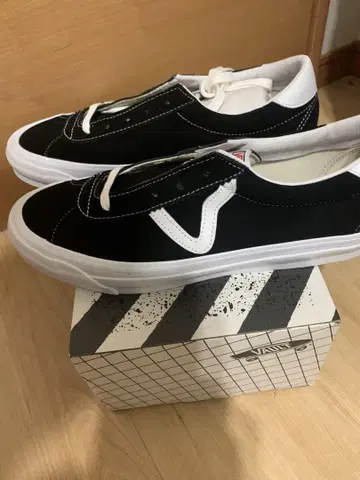 VAULT by VANS og epoch LX 28.5cm