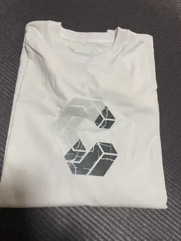 CRONOS 화이트 티셔츠 M 사이즈