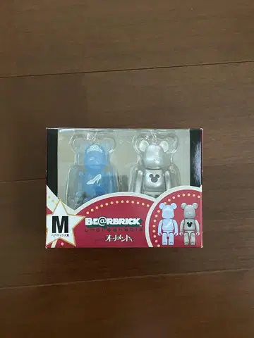 디즈니 베어브릭 2개 세트 M 사이즈
