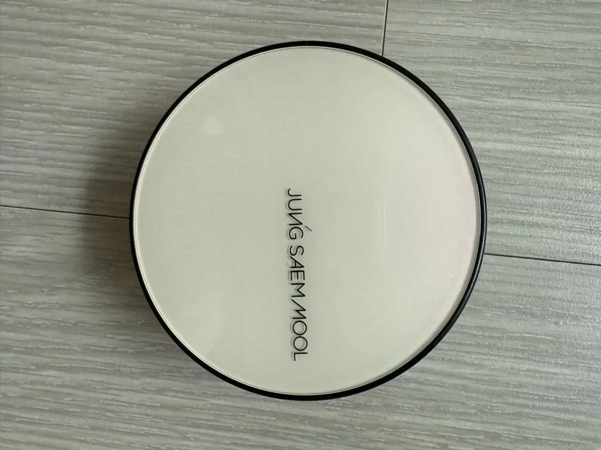 Jungsaemmool Essential Skin Nuder Cushion En-Light