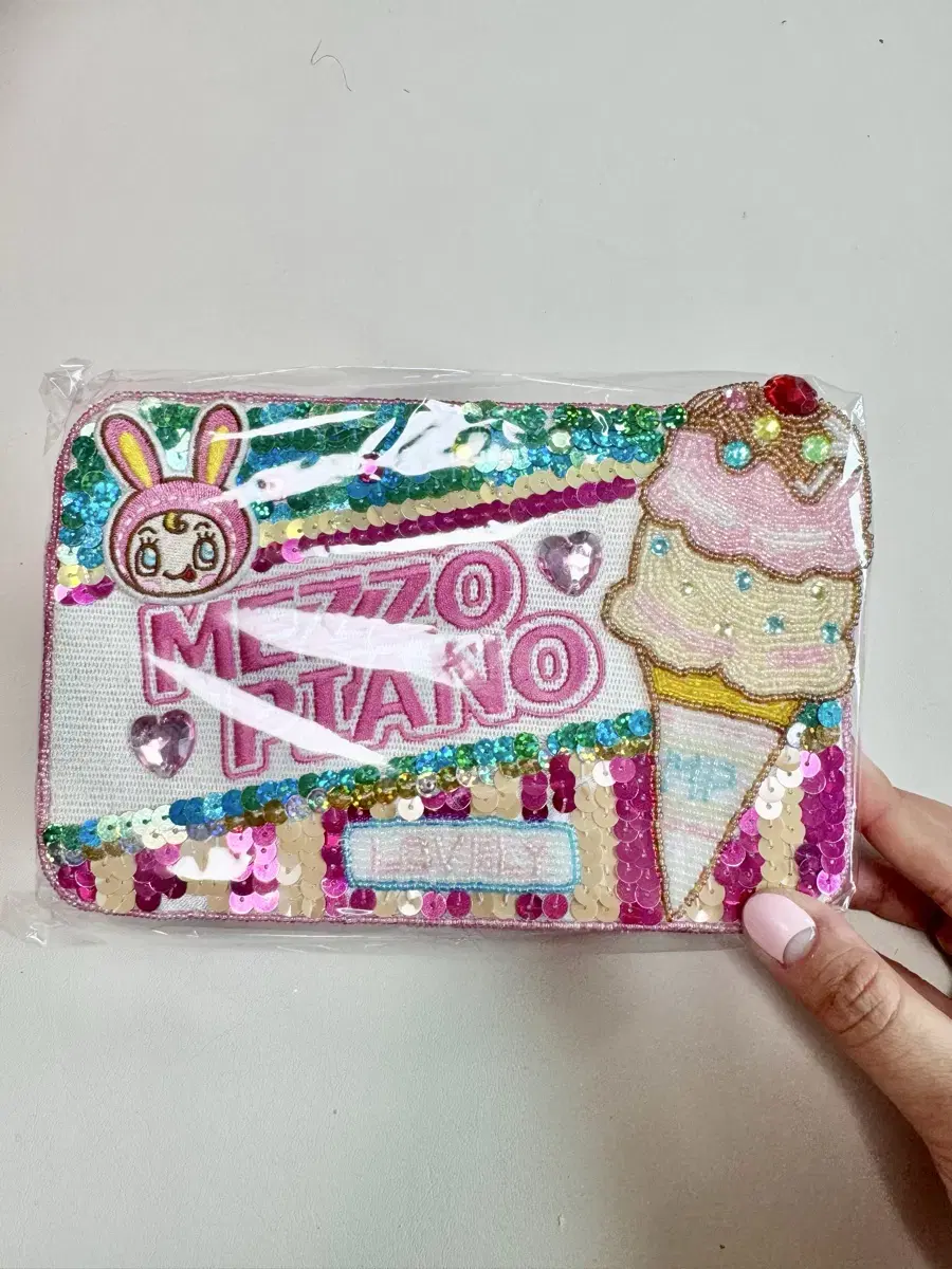 Mezzo Piano Vari-e-jjang Pouch/Bag