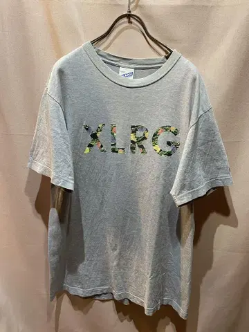 X-LARGE 과일 후르츠 패턴 타이거 카모 티셔츠 그레이
