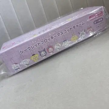 치이카와 산리오 콜라보 시크릿 플로키 마스코트 참