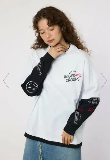 로데오 크라운 라쿠가키 페이크 레이어드 롱 슬리브 티셔츠 유니섹스