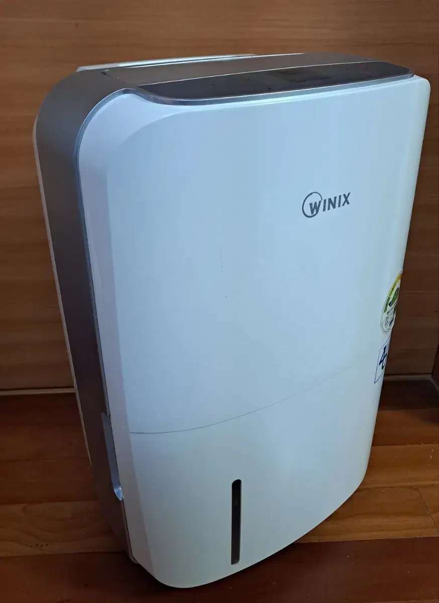 Winix 8 Liter Dehumidifier