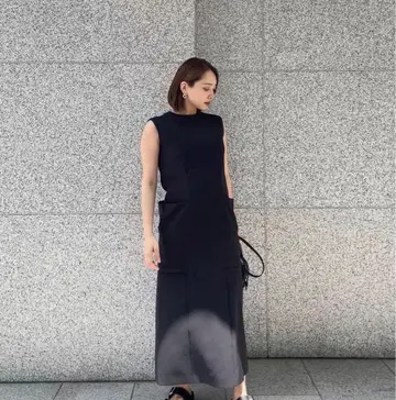 marw united arrows 슬리브리스 롱 원피스 블랙