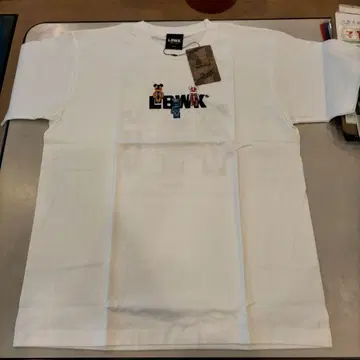 LBWK 베어브릭 콜라보 티셔츠