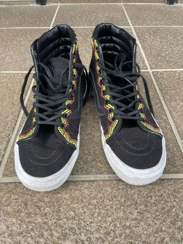 Vans 하이컷 스니커즈 블랙/멀티 컬러