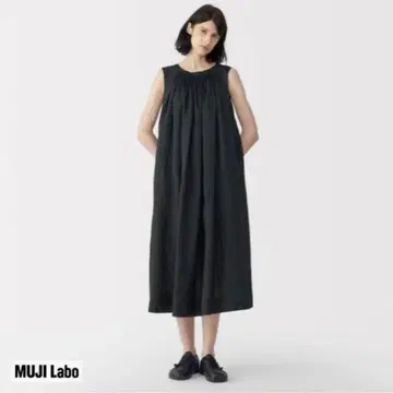새상품 무인양품 라미 슬리브리스 턱 원피스 S