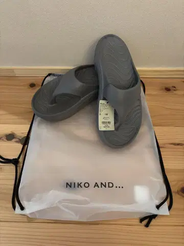 NIKO AND... 볼륨 플립플랍