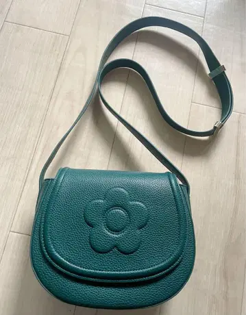 MARY QUANT 플라워 엠보싱 숄더백 그린