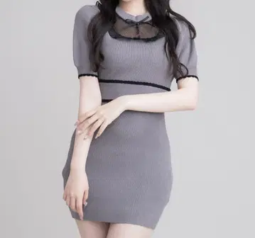 pium 튤 프릴 도리 니트 퍼프 원피스 차콜