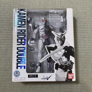 SHFiguarts 가면라이더 W 팡 조커