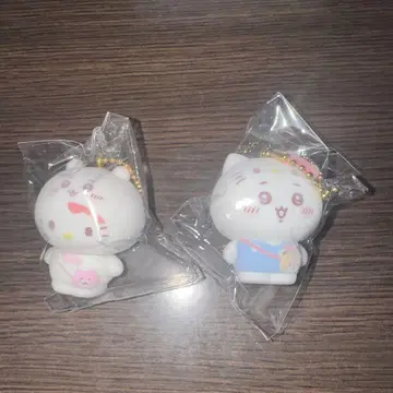 산리오 치이카와 시크릿 플로키 마스코트 참 치이카와 키티