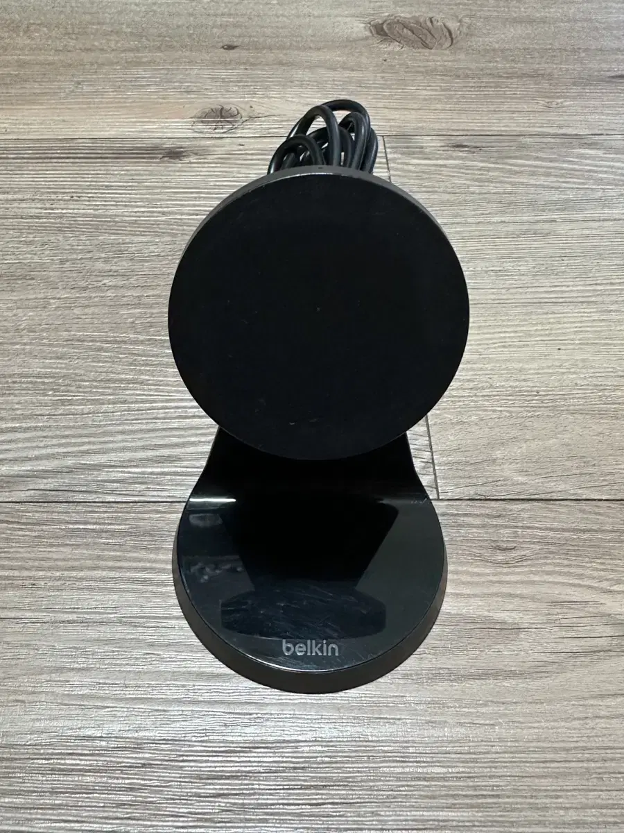 Belkin MagSafe Boost Wireless Charging Stand