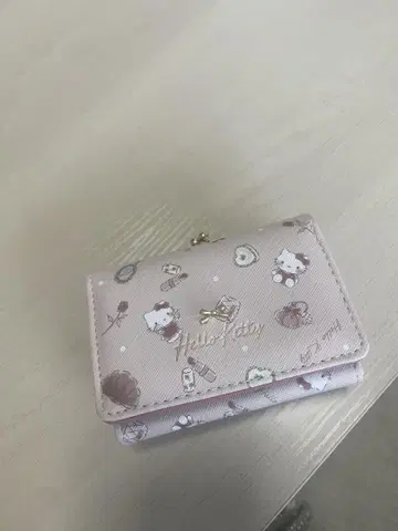 헬로키티 3단 폴더형 지갑 핑크