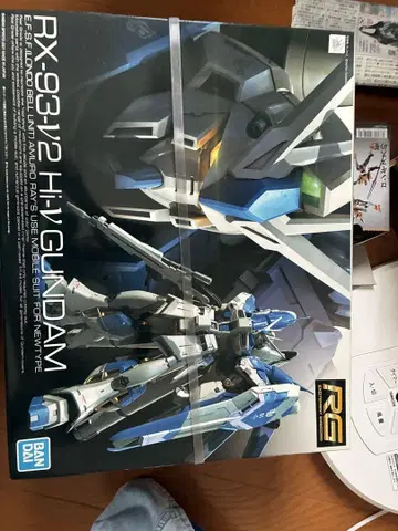 RG Hi-V 건담 RX-93/2