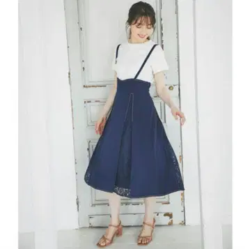 toccocloset 싸개 버튼이 달린 플라워 레이스 절개 점퍼 스커트