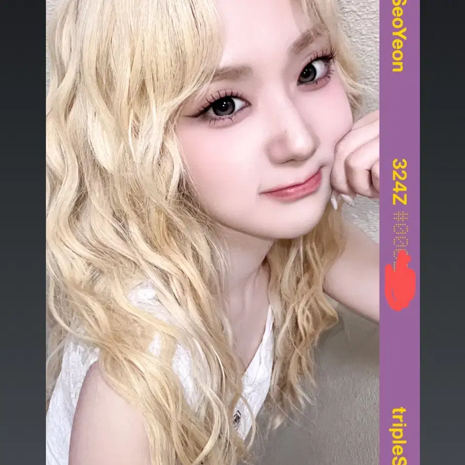 Triples Yoon Seoyeon Taiwan Trading Cafe Object AA324 on