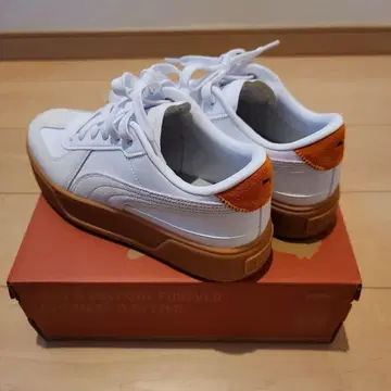 푸마 카르멘 티투 *03WHT/M.SYRUP 25cm