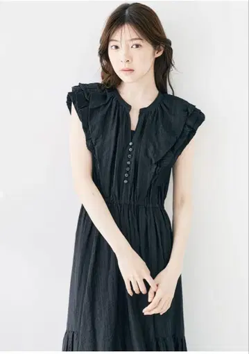 블랙 프릴 맥시 원피스