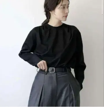 데레스 첫 번째 클래스 긴 소매 티셔츠