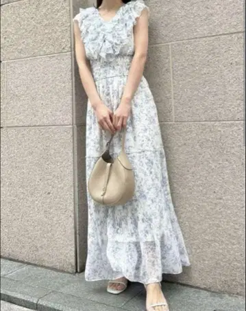 SNIDEL 스나이델 Sustainable 프린트 프릴 플리츠 원피스