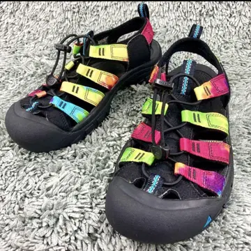 거의 미사용 킨 뉴포트 KEEN 워터프루프 24