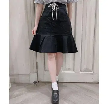 fint 핀트 프론트 레이스업 머메이드 스커트